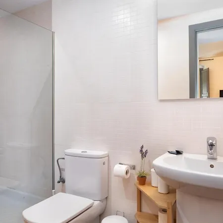 Flateli Ballesteries 26 A * Girona